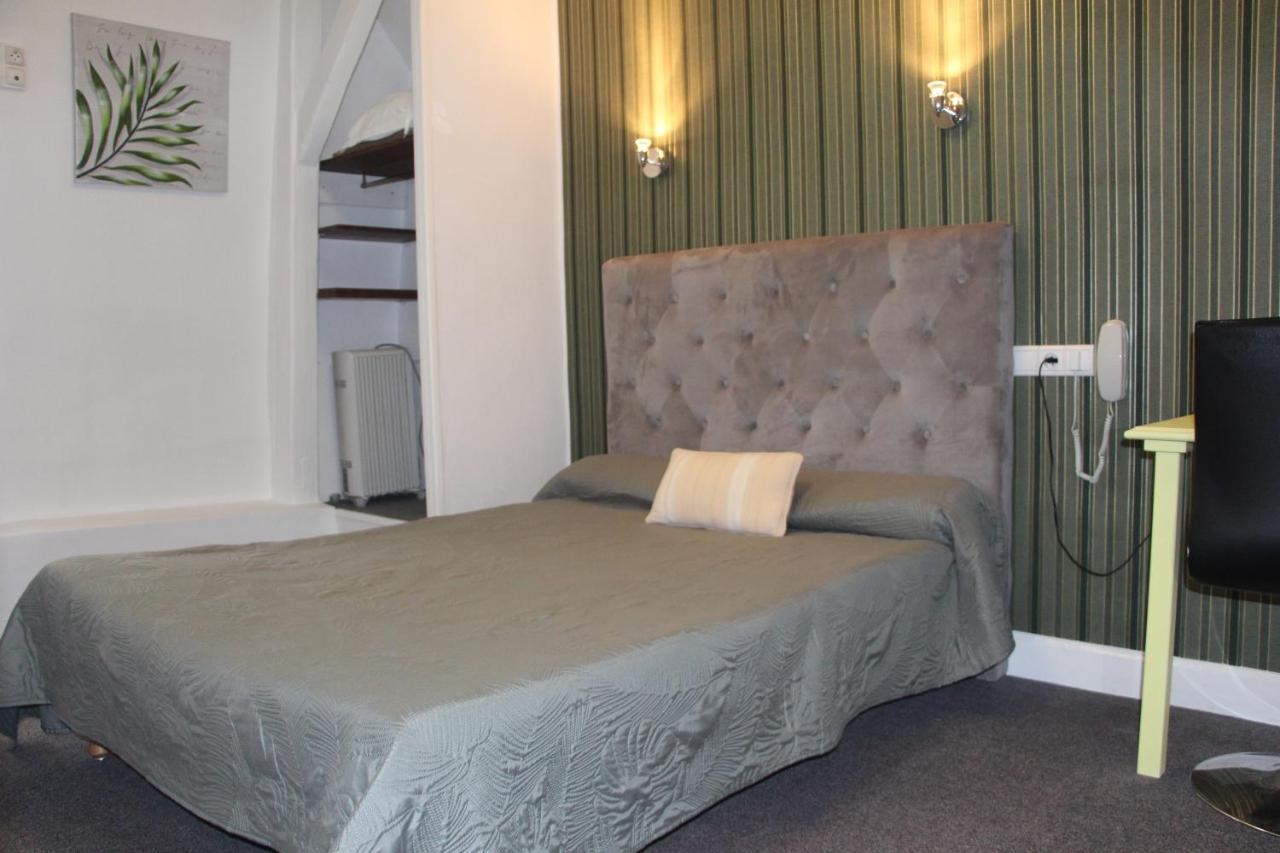 Hotel Au Chapon Fin Poitiers Luaran gambar