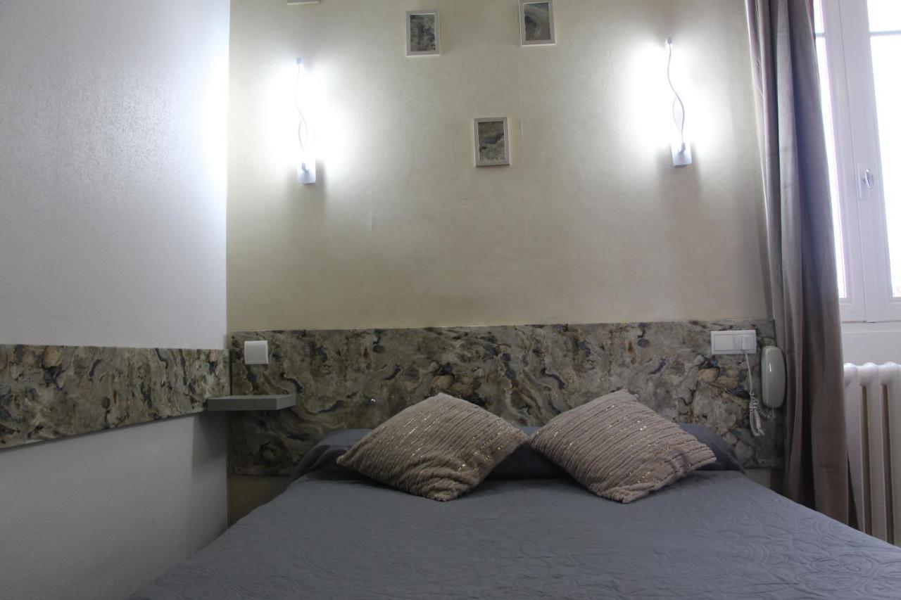 Hotel Au Chapon Fin Poitiers Luaran gambar