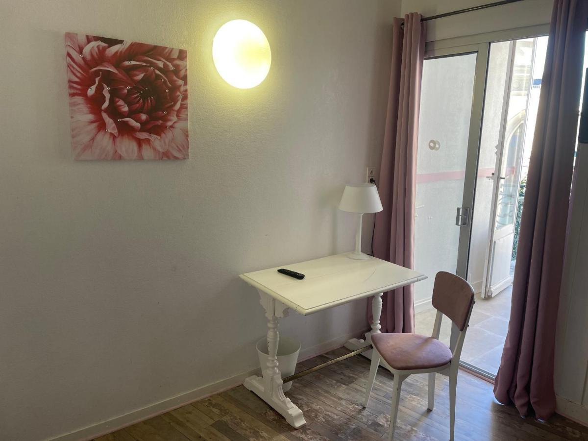 Hotel Au Chapon Fin Poitiers Luaran gambar