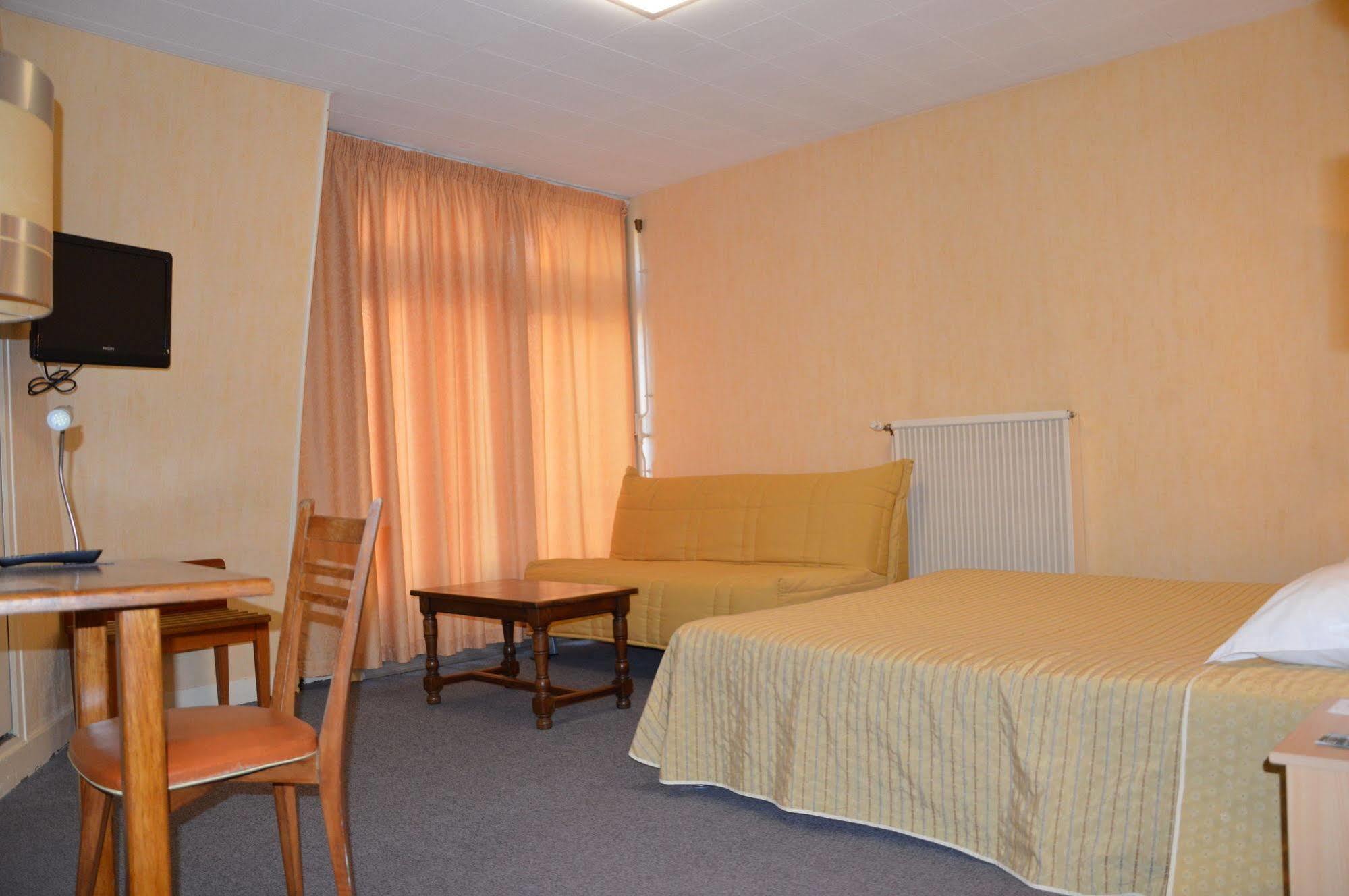 Hotel Au Chapon Fin Poitiers Luaran gambar